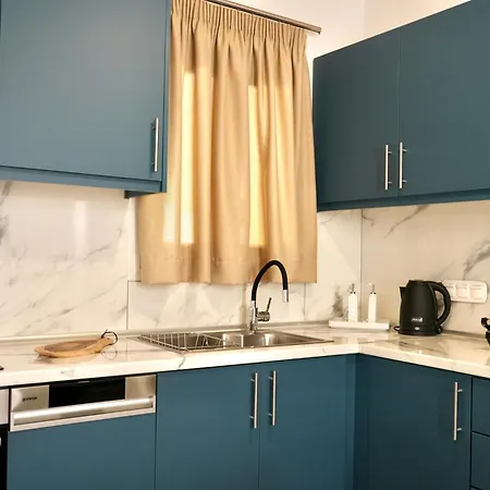 Anna's Corfu Escape 1 *